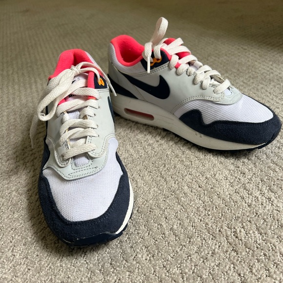 Nike Air Max 1 ‘Midnight Navy Pink’ - Picture 3 of 6